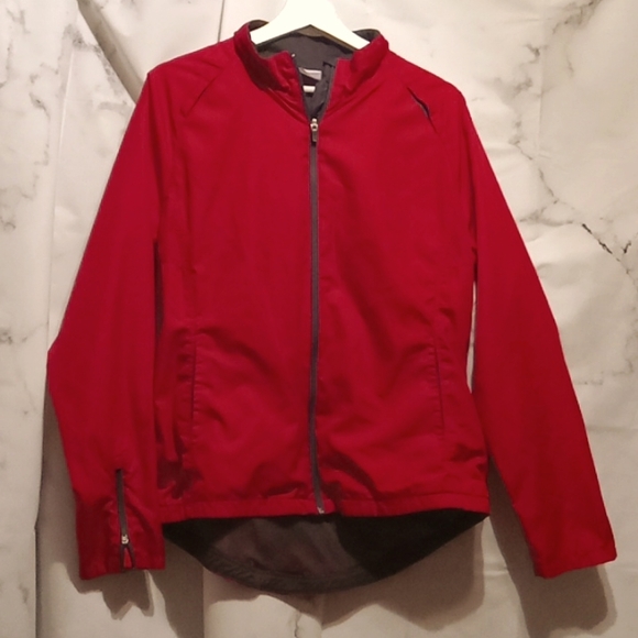 Danskin Now Jackets & Blazers - Danskin full zip red  jacket LG💙💙💙💙